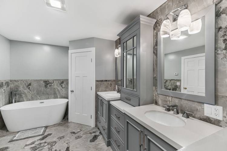 Modern bathroom in an appartment Killeen